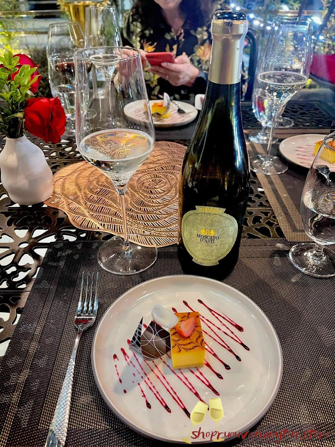 Abbazia Moscato Dasti Docg; ABBAZIA MOSCATO D’ASTI DOCG (SWEET)