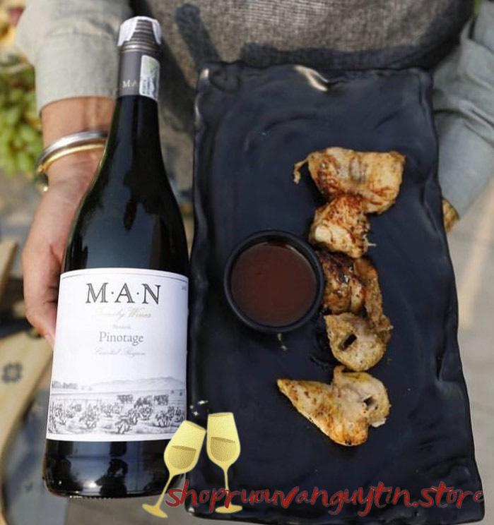 rượu vang đỏ Pinotage