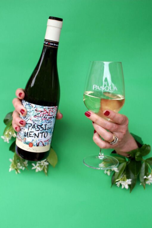 Pasqua Romeo & Juliet Passione Sentimento White; PASQUA ROMEO & JULIET (Passione Sentimento) – White
