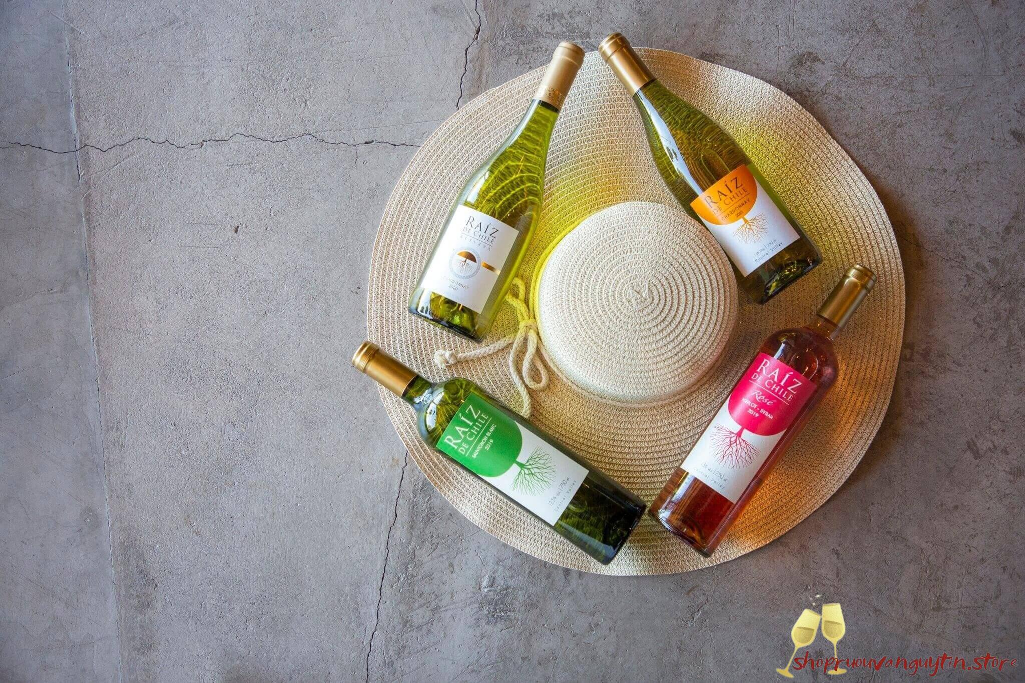 Raiz de Chile; Raiz de Chile Sauvignon Blanc; Raiz de Chile Chardonnay; Raiz de Chile Reserva Chardonnay