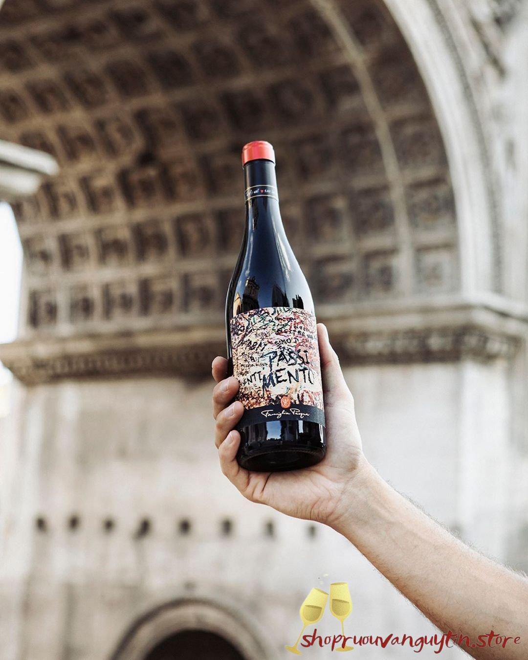 Pasqua Romeo & Juliet Passione Sentimento Red; PASQUA ROMEO & JULIET (Passione Sentimento) - Red