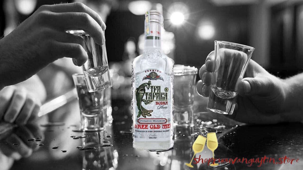 vodka sordis three old man; vodka ông già