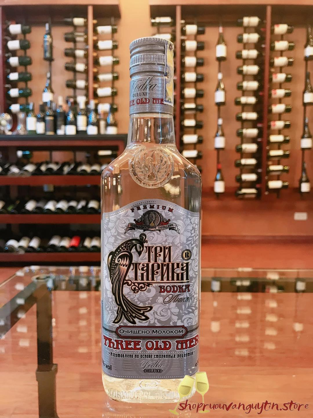 vodka sordis three old man; vodka ông già