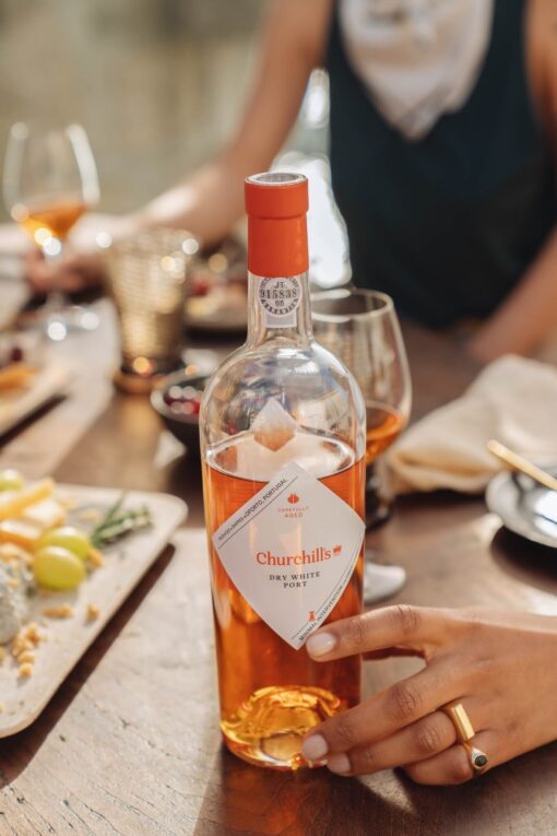 Rượu Vang Port Churchill’s Dry White Port