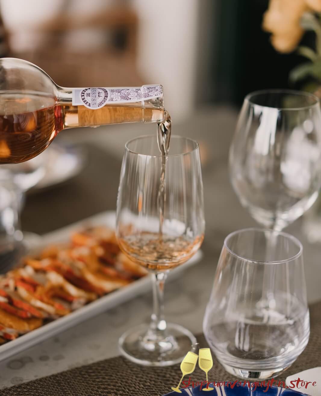 Rượu Vang Port Churchill’s Dry White Port