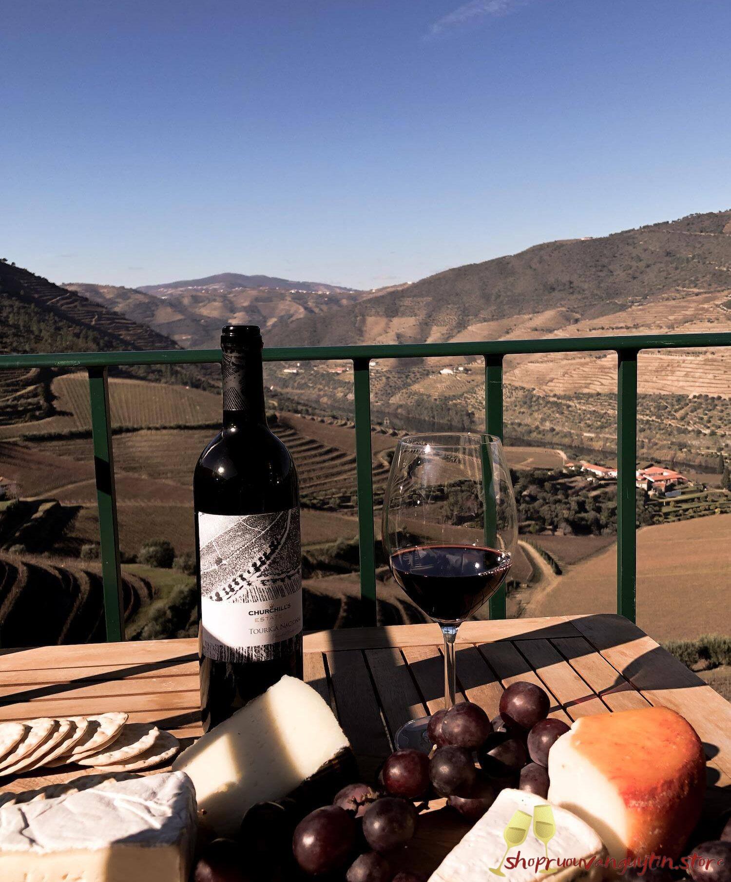Rượu Vang Đỏ Churchill’s Estates Grafite Touriga Nacional - 2015