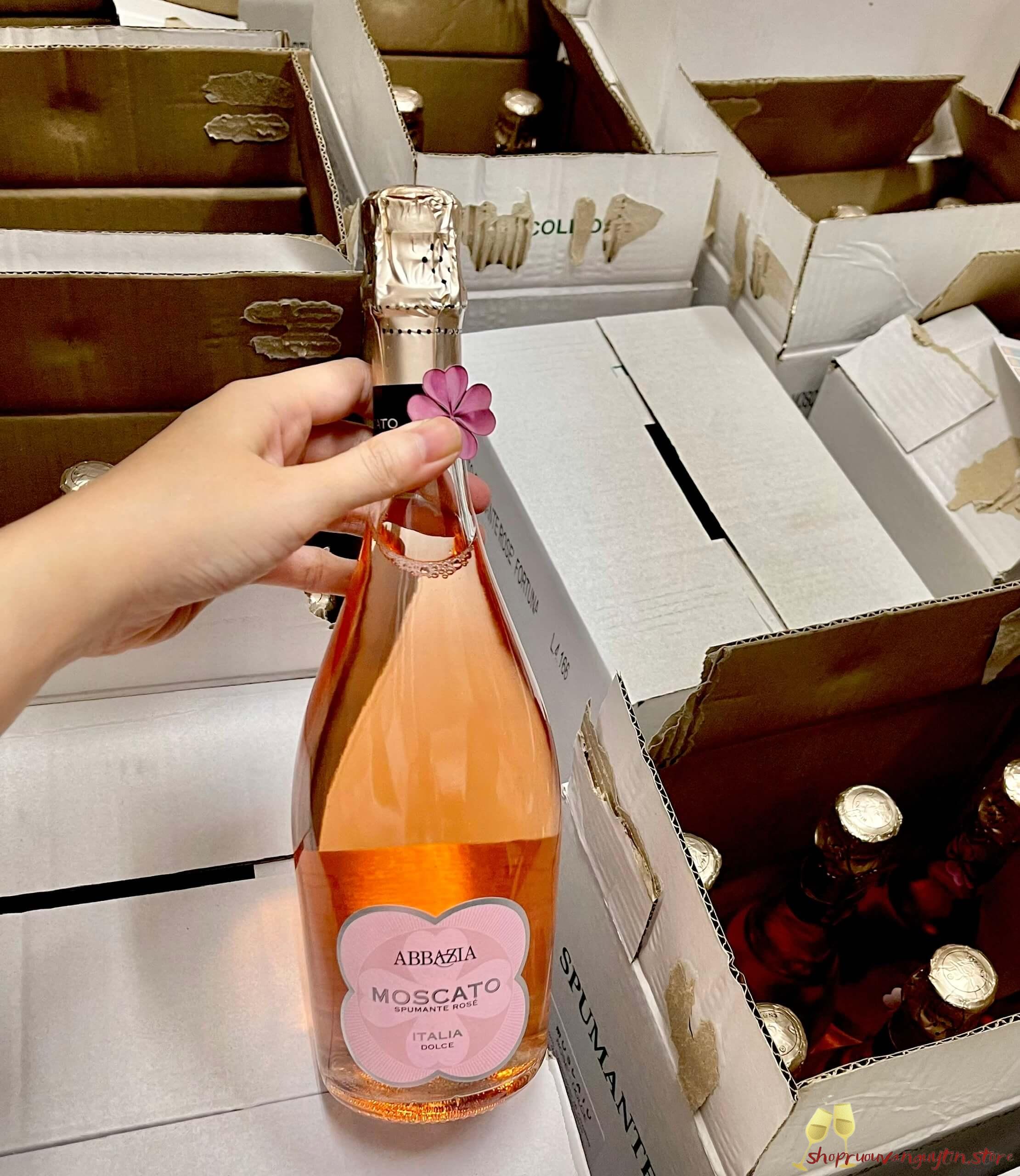 ABBAZIA MOSCATO SPUMANTE ROSÉ DOLCE (SWEET)