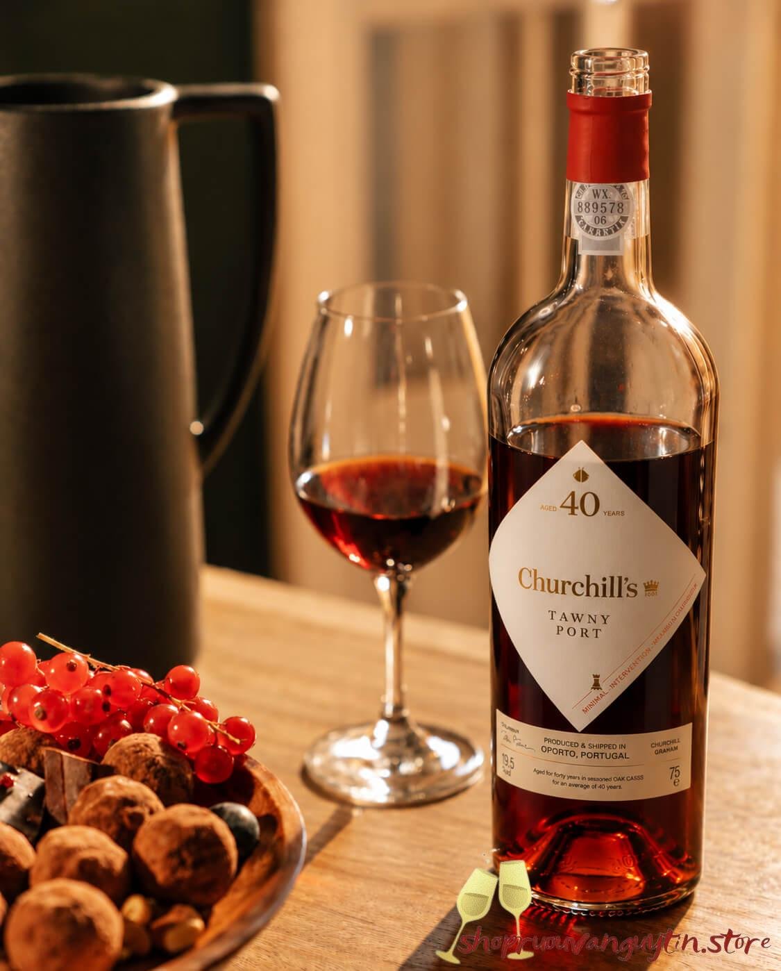 Rượu Vang Port Churchill’s 40 Year Old Tawny Port - Hình ảnh 2